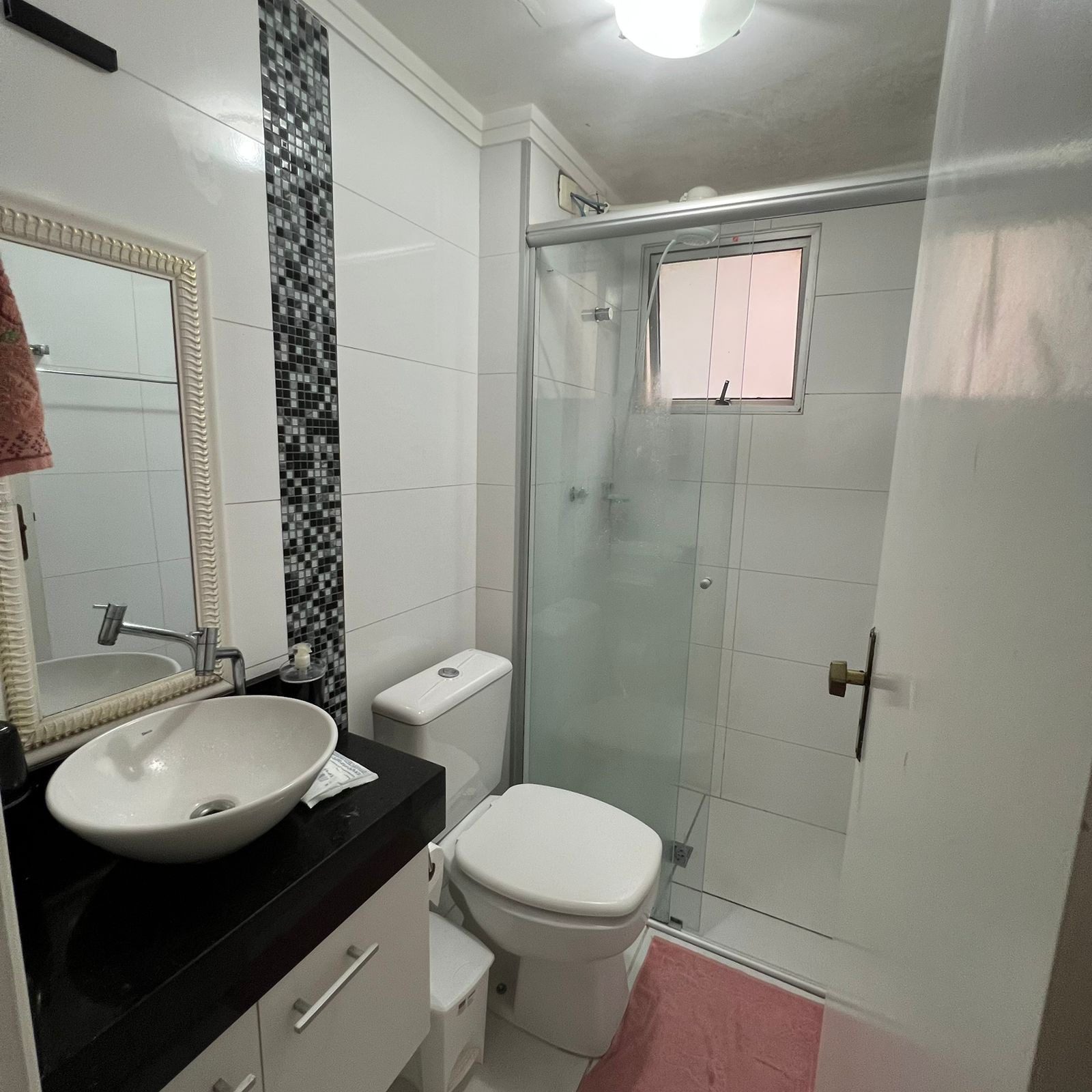 motion_photo_4258262396692570119_11zon